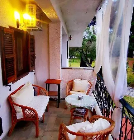Golden Summer Apartment Néa Fókaia Exterior foto